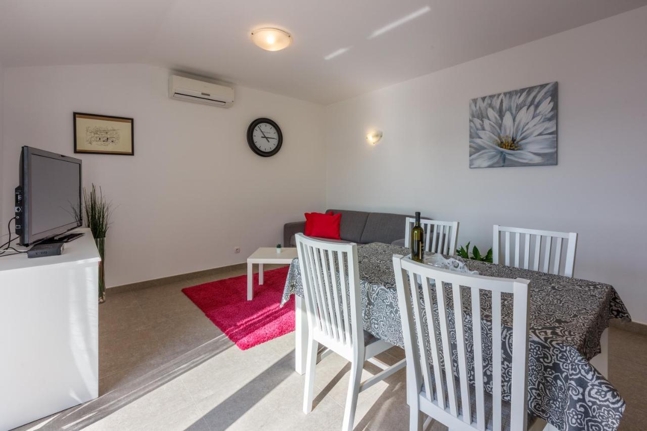 Anton 1 Apartment Crikvenica Ngoại thất bức ảnh