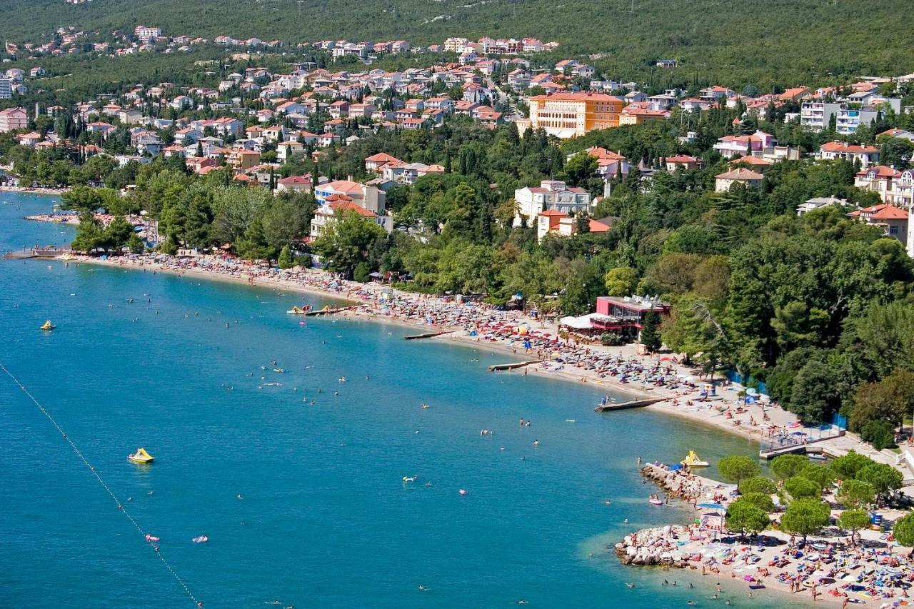Anton 1 Apartment Crikvenica Ngoại thất bức ảnh